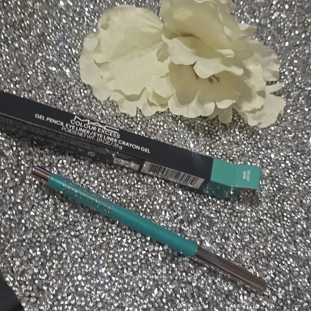 ❇️🧚‍♀️THE LAST WORD Mac Cosmetics Colour Excess Gel Pencil Eyeliner NWT